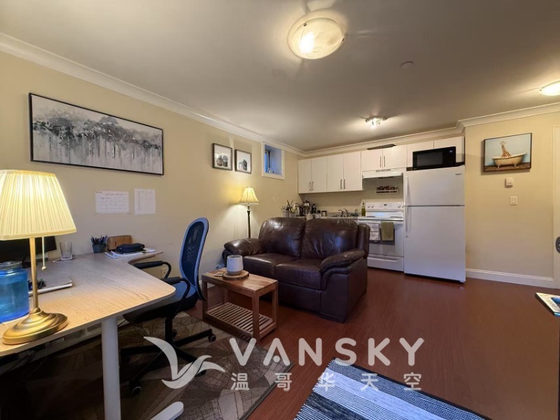 250709162648_42street 4.JPG